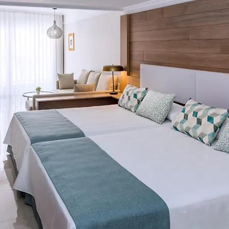 Mediterraneo Bay Hotel & Resort-3